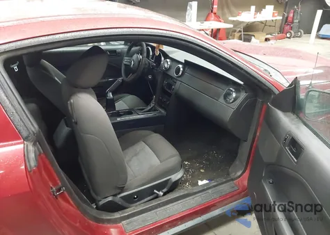 2007 Ford Mustang V6 Deluxe/V6 Premium from USA, damaged, VIN 1ZVFT80N675199352